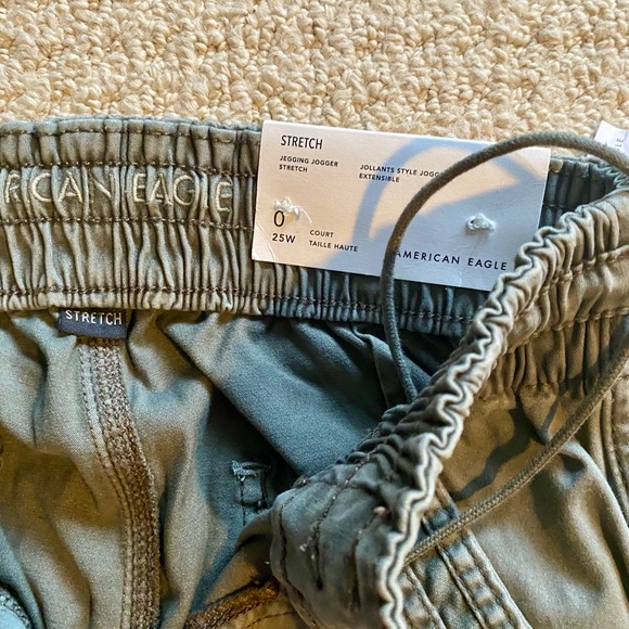 American Eagle Outfitters Green Cargo Utility Pants - Picture 3 of 3